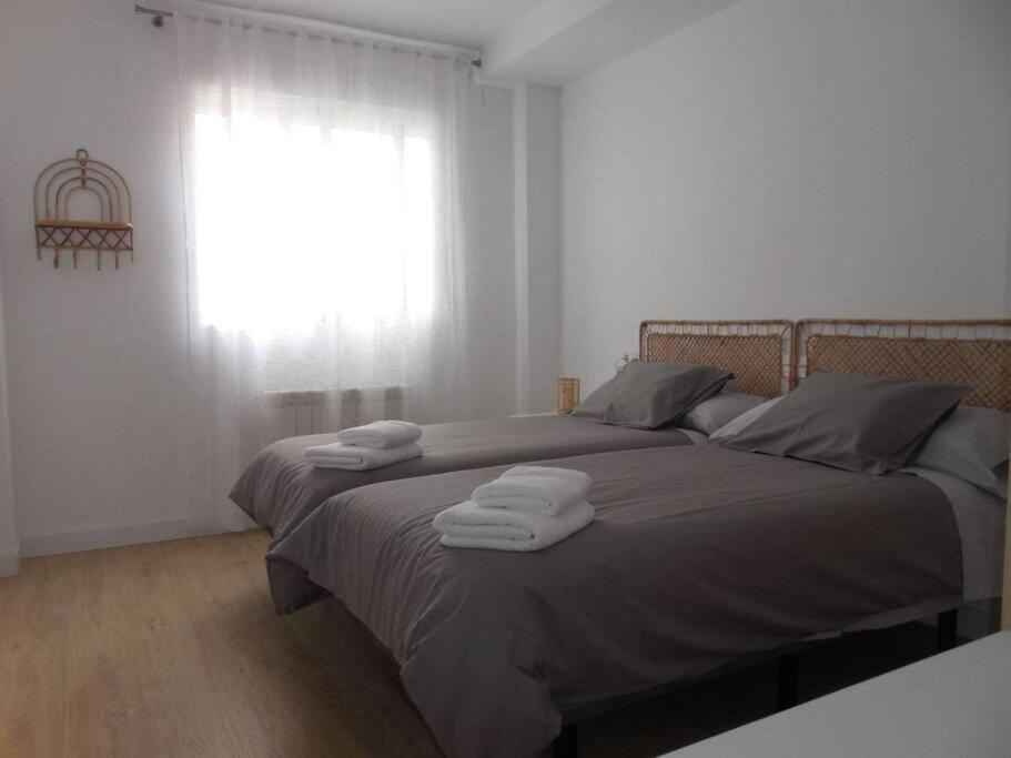 Precioso Piso De 2 Habitaciones Armilla Exterior photo