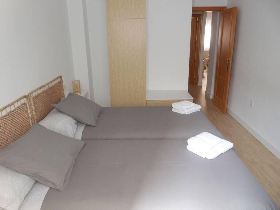 Precioso Piso De 2 Habitaciones Armilla Exterior photo